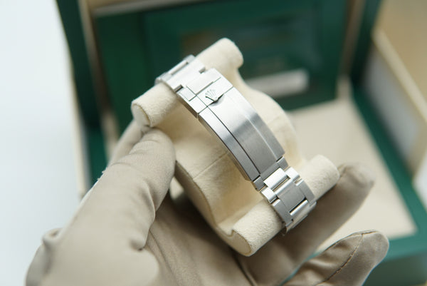 Rolex Submariner Date 41mm (Ref 126610LN) - Biel Watches