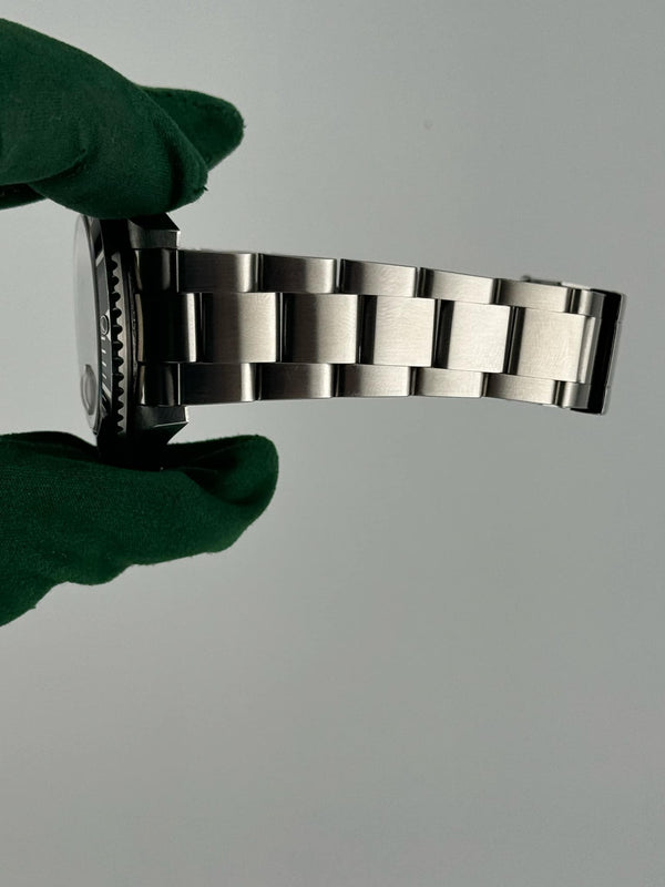 Rolex Submariner Date (Ref 16610) - Biel Watches