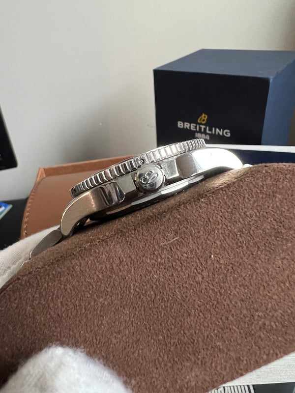 Breitling Superocean 44mm (Ref A17367) - Biel Watches