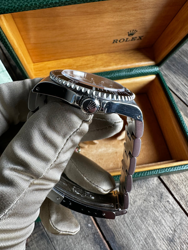 Rolex Submariner No-Date (Ref 14060M) - Biel Watches