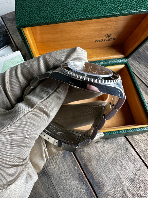 Rolex Submariner No-Date (Ref 14060M) - Biel Watches