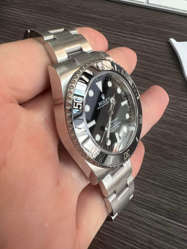 Rolex Submariner No-Date (Ref 114060)