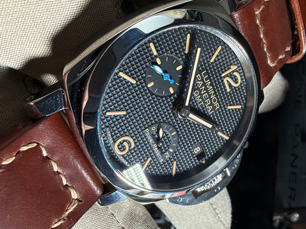 Panerai Luminor Marina GMT (PAM01537) | 42mm Steel, Black Dial | Pre-Owned