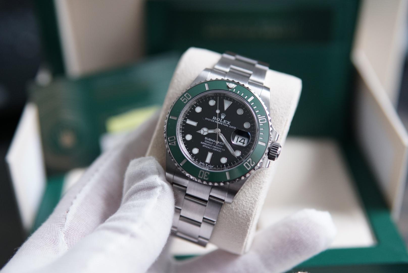 Rolex Submariner Date Kermit Cermit Starbucks 41mm 126610lv Green for  $16,977 for sale from a Trusted Seller on Chrono24